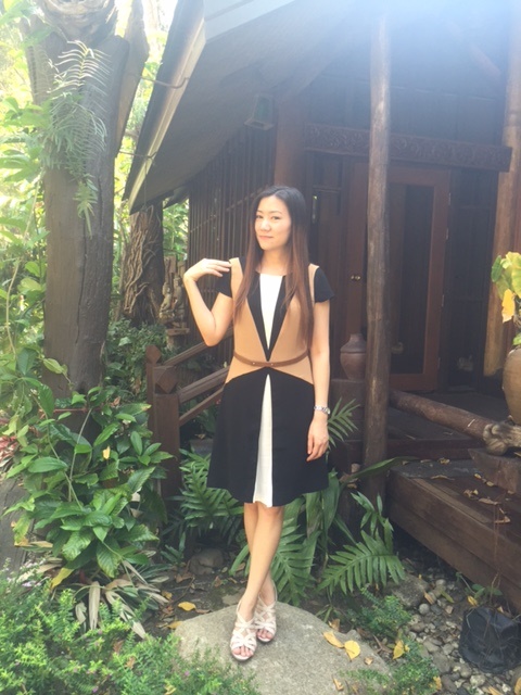 ชุดเดรสใส่ทำงาน ส่งฟรี ems