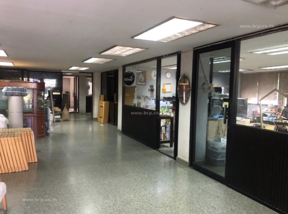 ที่ดินเปล่า พร้อมโรงงาน ซอยท่านผู้หญิง ถนนเทพารักษ์ สมุทรปราการ