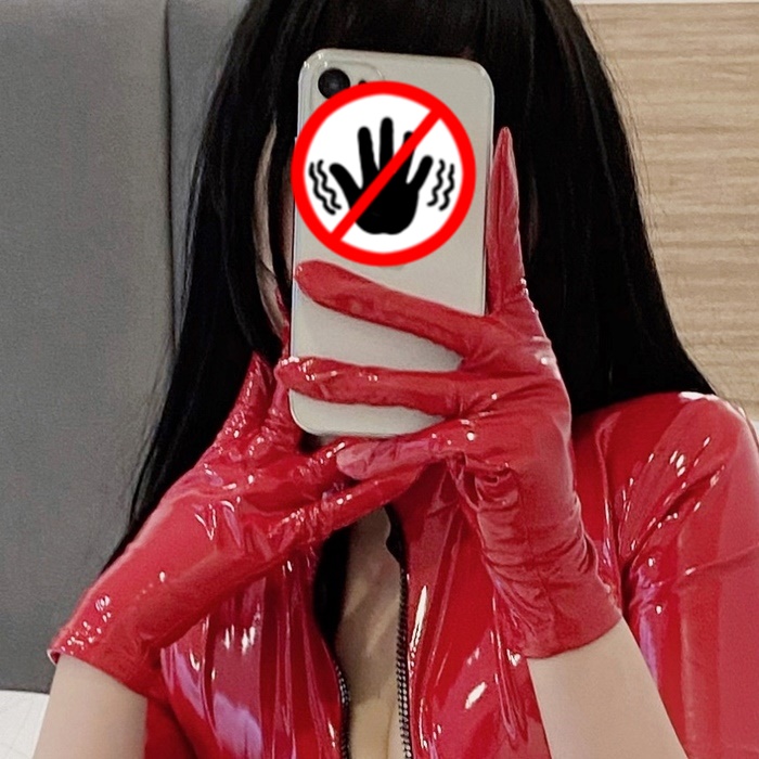 L320 ถุงมือหนัง ถุงมือลาเท็กซ์ Latex ถุงเท้าหนัง หนังแก้ว งานสวยๆผ้าหนังดีๆ ผิวมันเงางาม สินค้าตามรูปเลยค่ะ ***ราคาต่อ1คู่