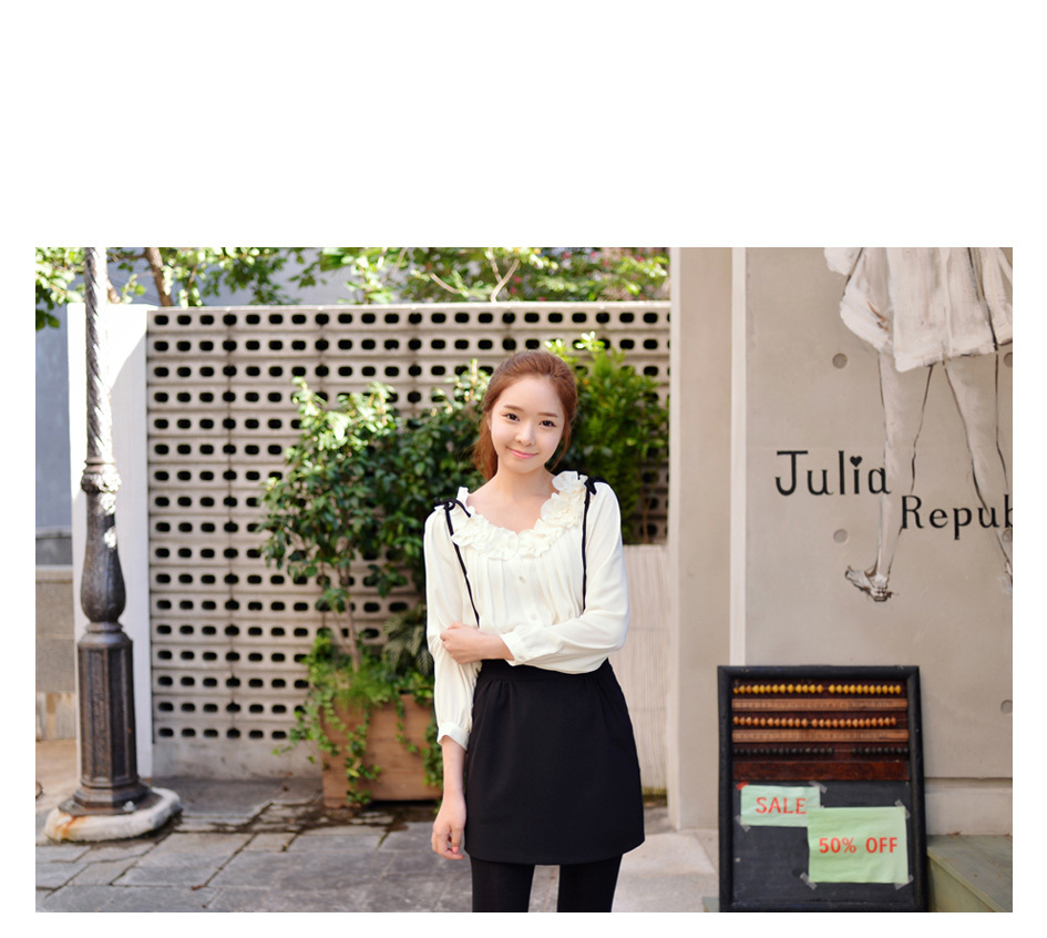 กระโปรงเอี๊ยม ผ้าคอตตอนเนื้อดีสีดำ ส่งฟรี ems