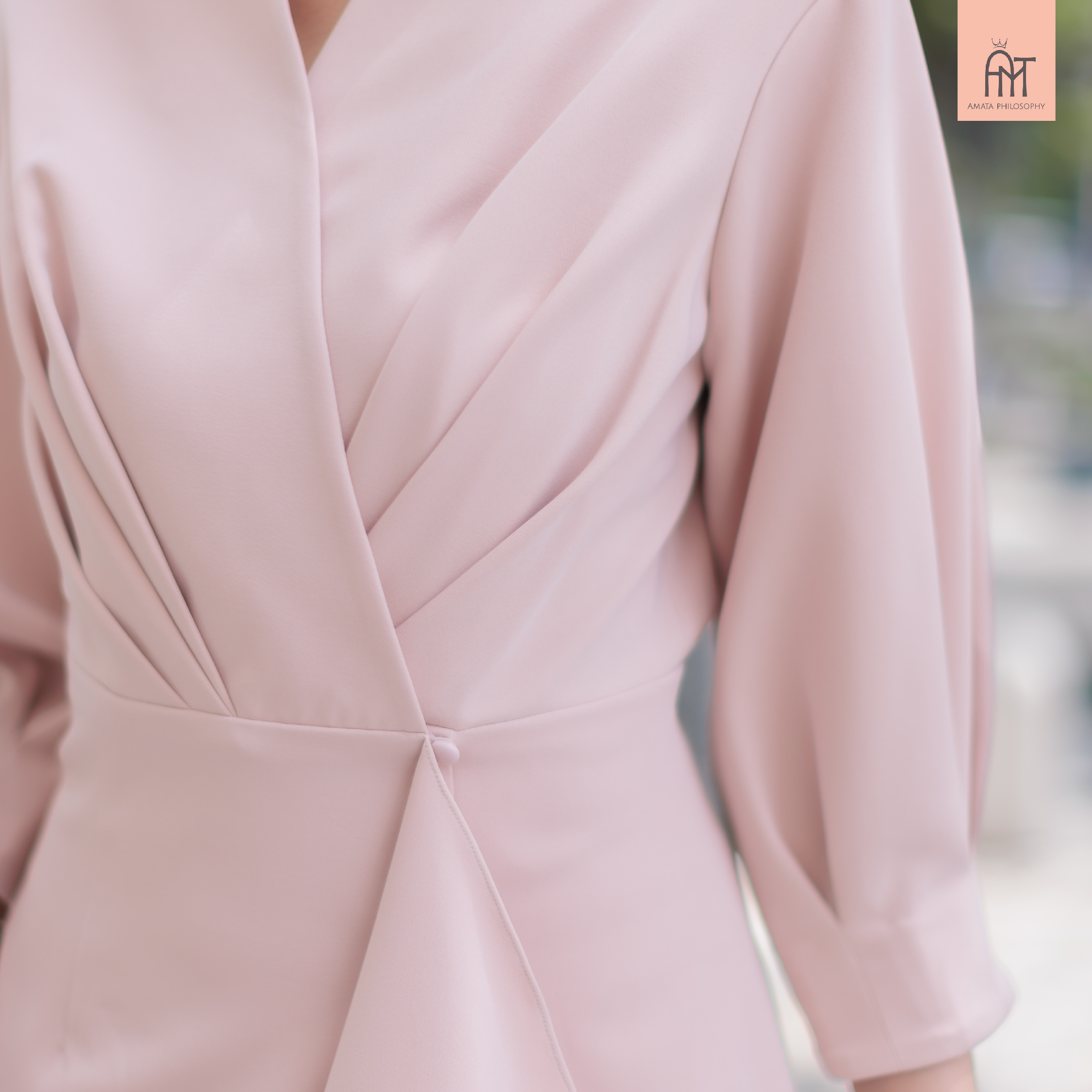 AMATA เดรส Ms. Holmes ชมพู