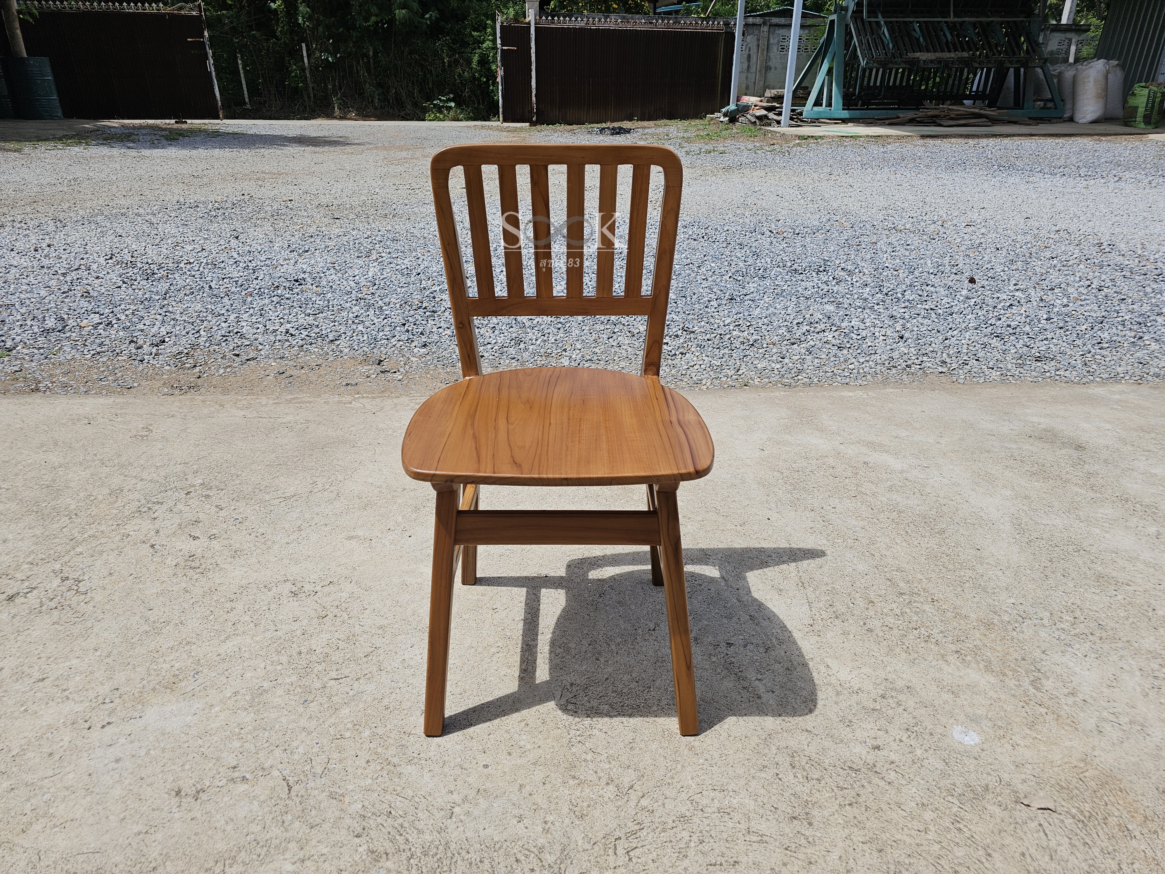 เก้าอี้มินิมอลมาลี