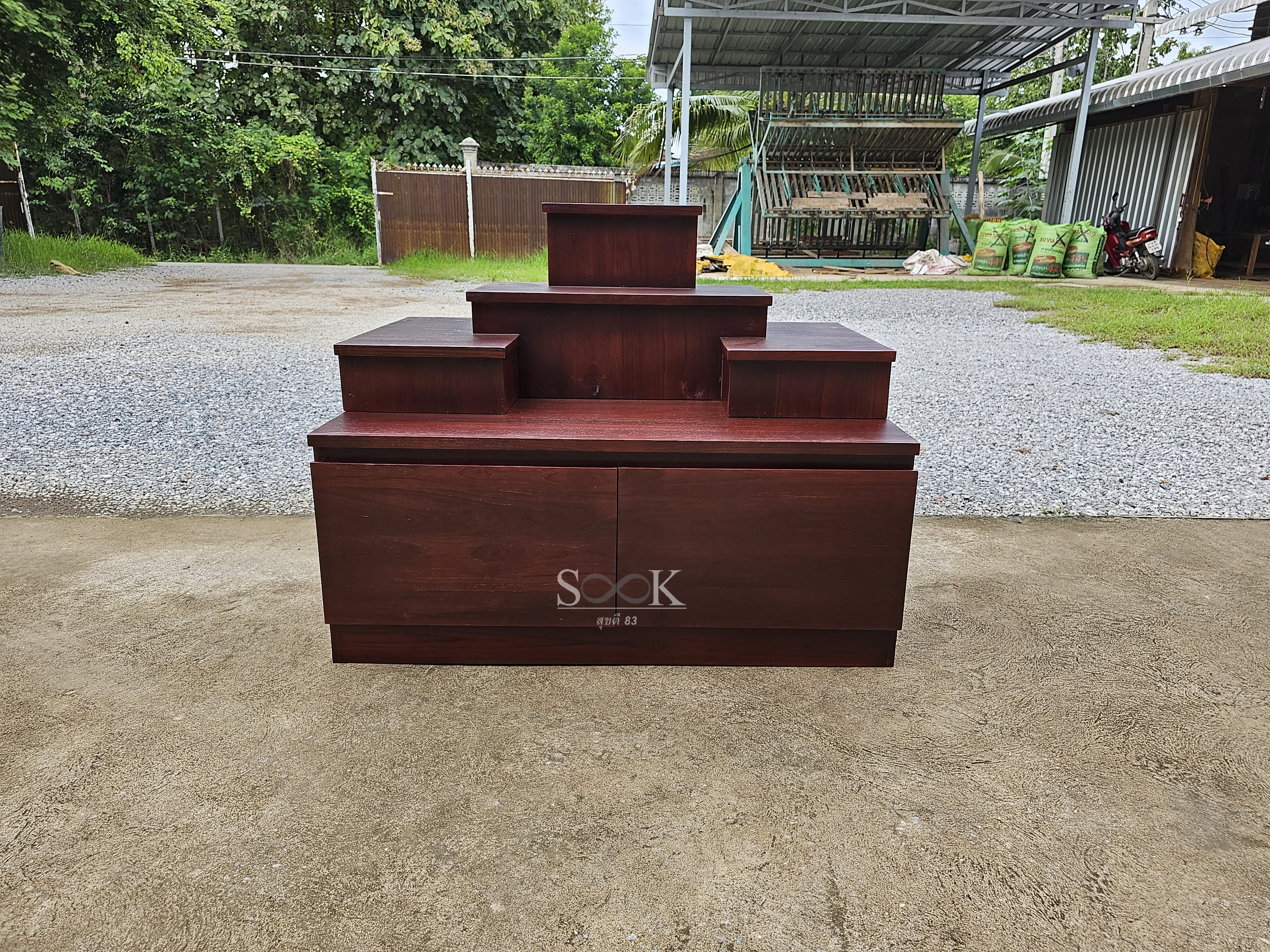 โต๊ะหมู่บูชาแบบตู้ลิ้นชัก (สีสัก)