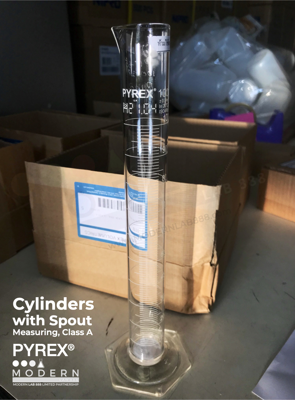 กระบอกตวง / Cylinders with Spout, Measuring, Class A, PYREX