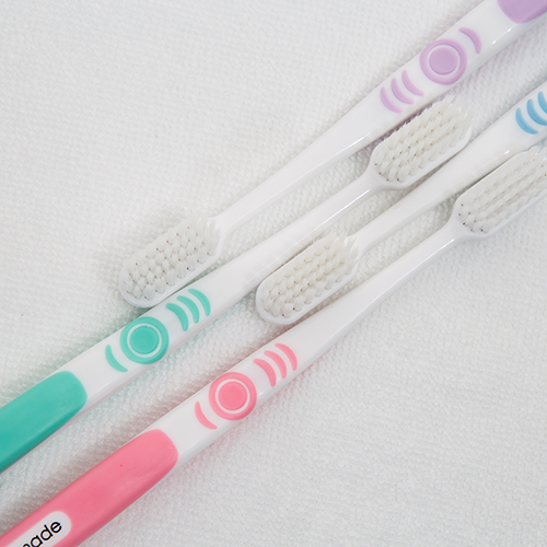 19069-แปรงสีฟัน เฟรช พีช ลิลี่ (12 ชิ้น)