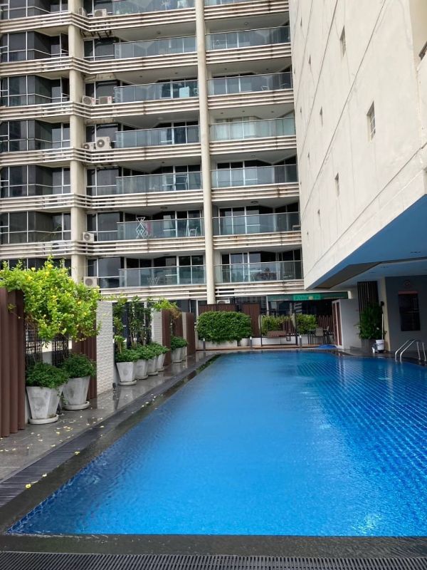 ขาย Sukhumvit Suite (สุขุมวิท สวีท) สุขุมวิท 13 ใกล้รถไฟฟ้า BTS นานา