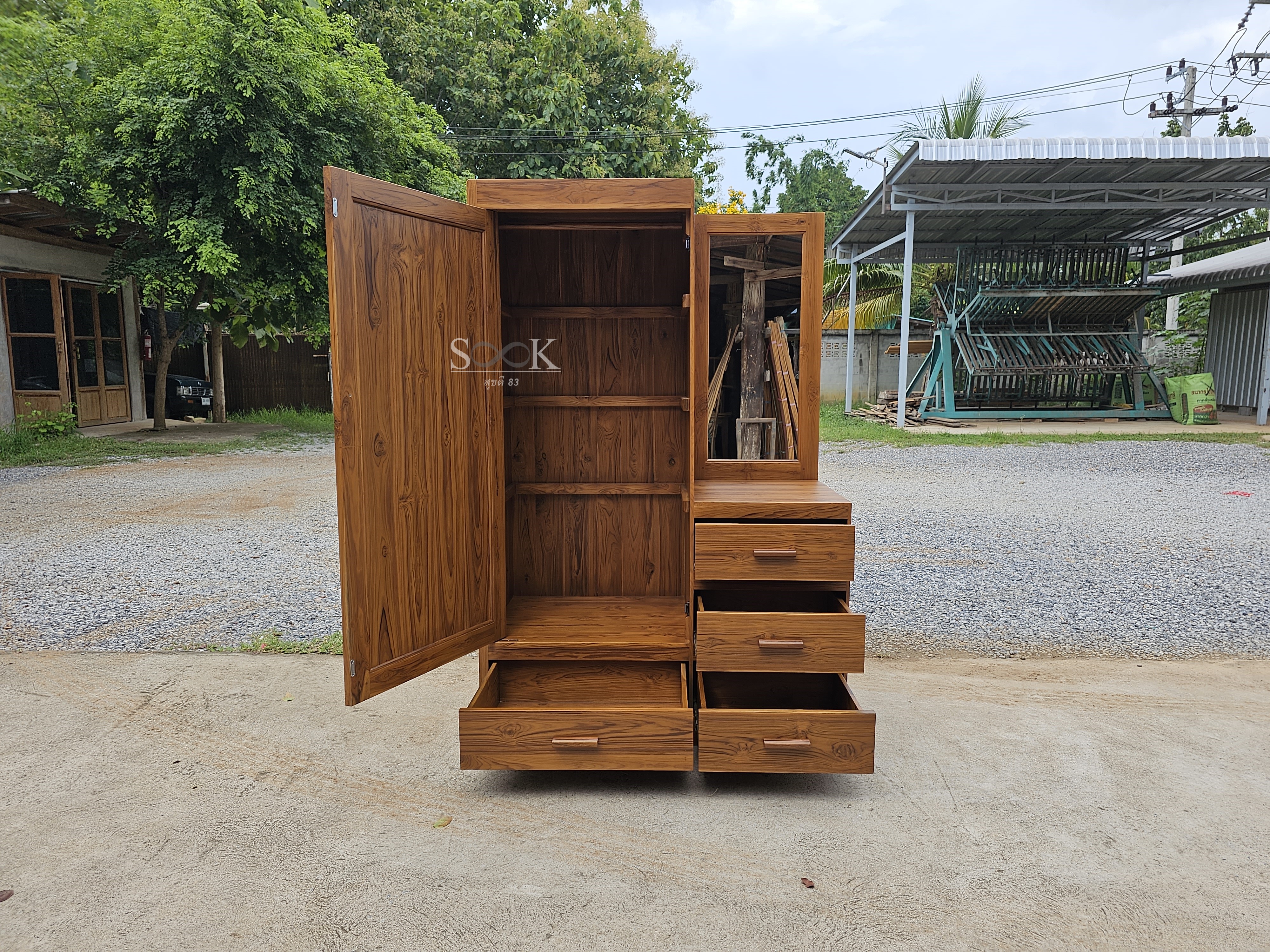 ตู้เสื้อผ้าบานเปิดผสมโต๊ะเครื่องแป้ง