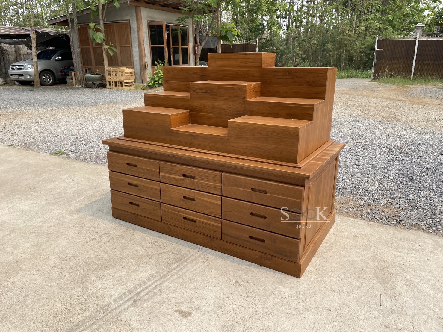 โต๊ะหมู่บูชาแบบตู้ 1.5 ม.