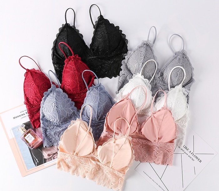 NA216 เสื้อบราสายเดี่ยวเซ็กซี่ บราลูกไม้สายเดี่ยวเว้าหน้าอกกว้างลึกด้านในเป็นฟองน้ำมีช่องสำหรับถอดใส่ได้ ผ้าลูกไม้สวยๆตามรูปถ่ายสินค้าจริงเลยค่ะ