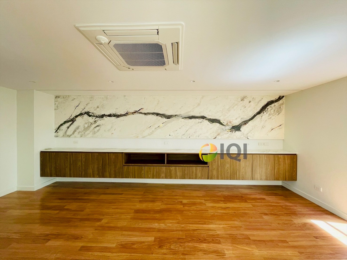 ขายทาวน์โฮม บ้านกลางกรุง ทองหล่อ ตกแต่ง แบบ (Japanese Style) ซอยสุขุมวิท 55