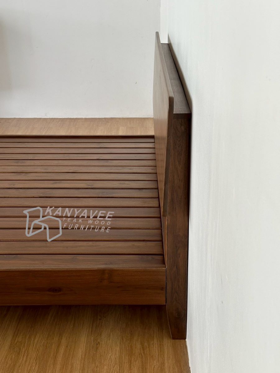 เตียงมินิมอลพื้นระแนงไม้สัก ขนาด 5 ฟุต สีวอลนัท