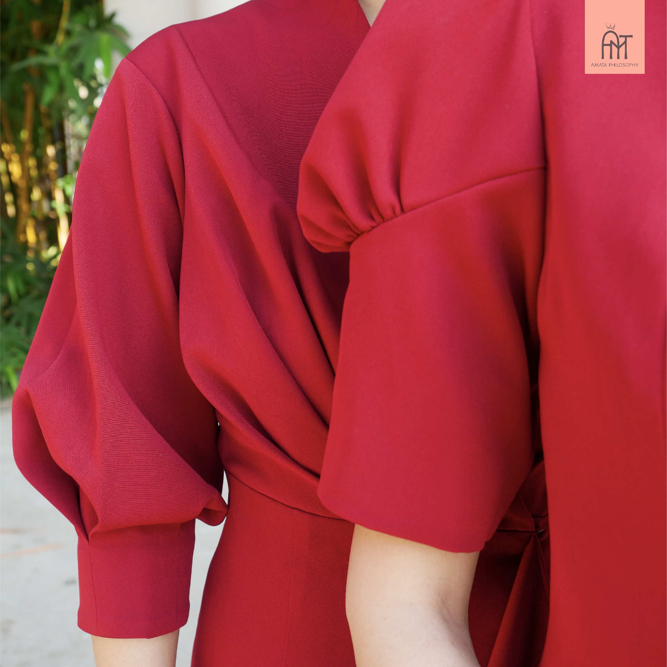 AMATA CNY เดรส Ms. Holmes สีแดง