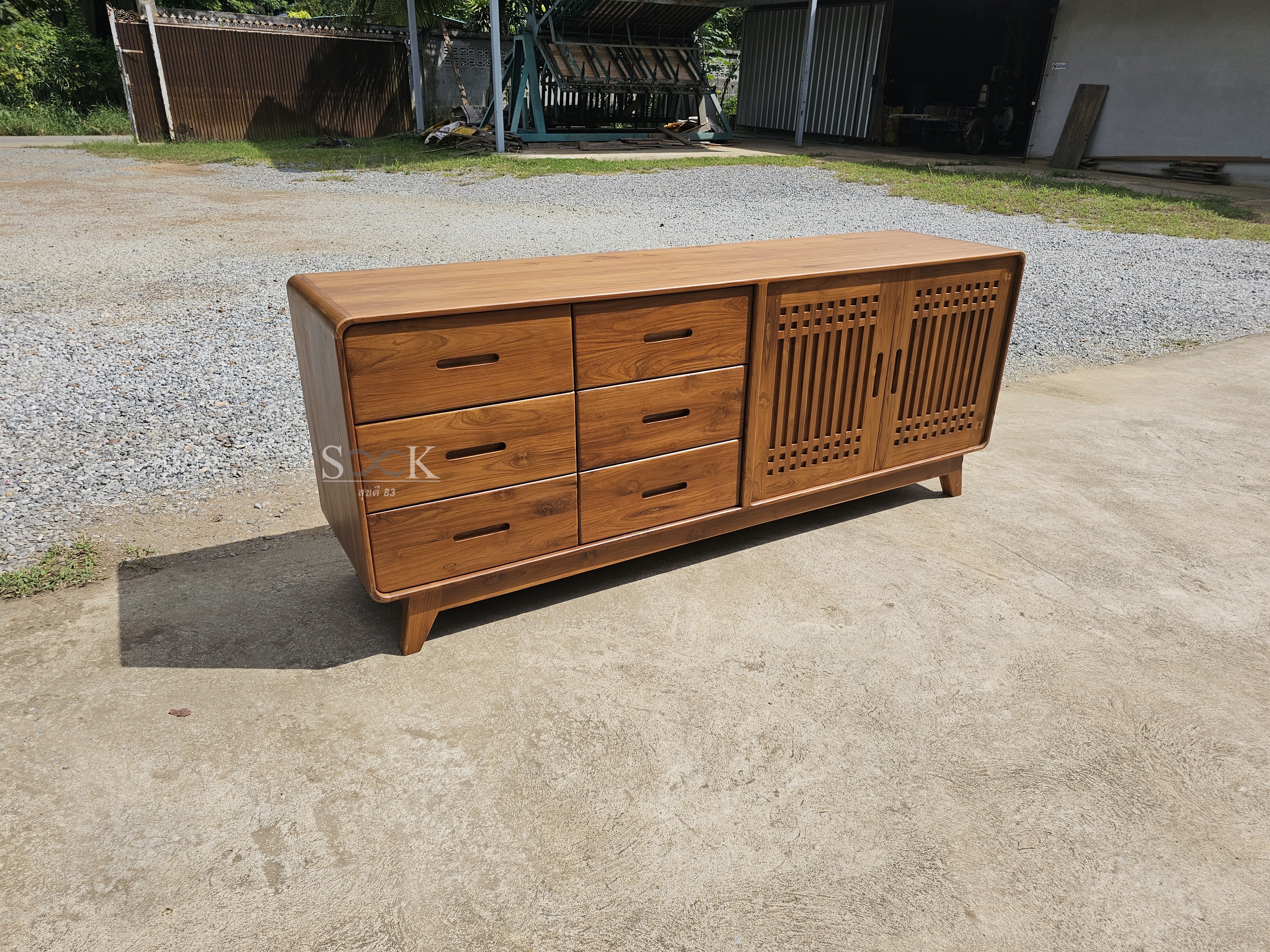 ชั้นวางทีวีแคปซูลบานบาหลี