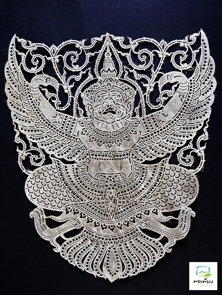 ครุฑแกะสลักจากหนังแท้ แบบงานฉลุตอกลายสวยงาม