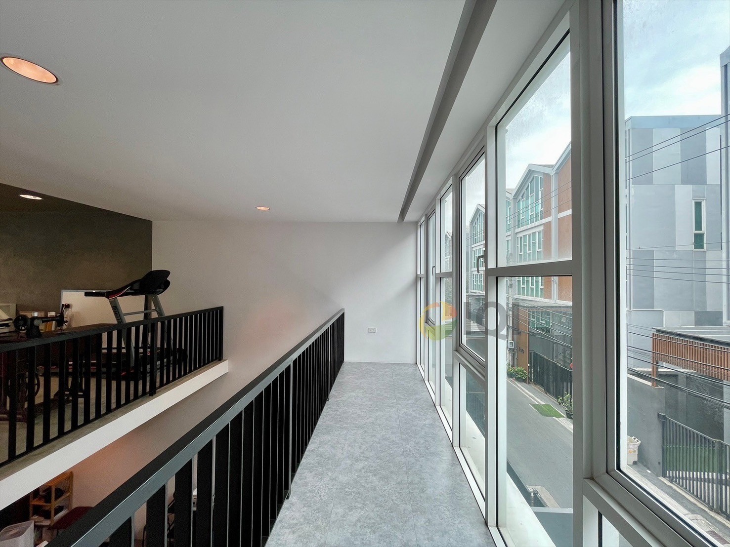 ขาย Home office 4 ชั้น (3 ชั้น + ชั้นลอย) ซอยสุขมวิท 101/1 ถนนวชิรธรรมสาธิต 51