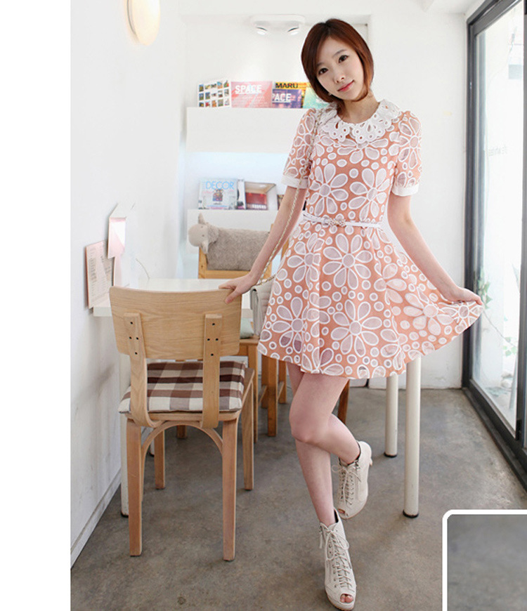 ชุดเดรสผ้าลายดอกไม้สีส้มอิฐ ส่งฟรี ems