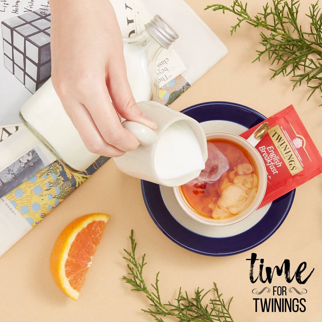Twinings English Breakfast Tea ทไวนิงส์ ชาสีอำพันสว่าง อิงลิช เบรกฟาสต์ ชนิดซอง 2 กรัม แพ็ค 25 ซอง