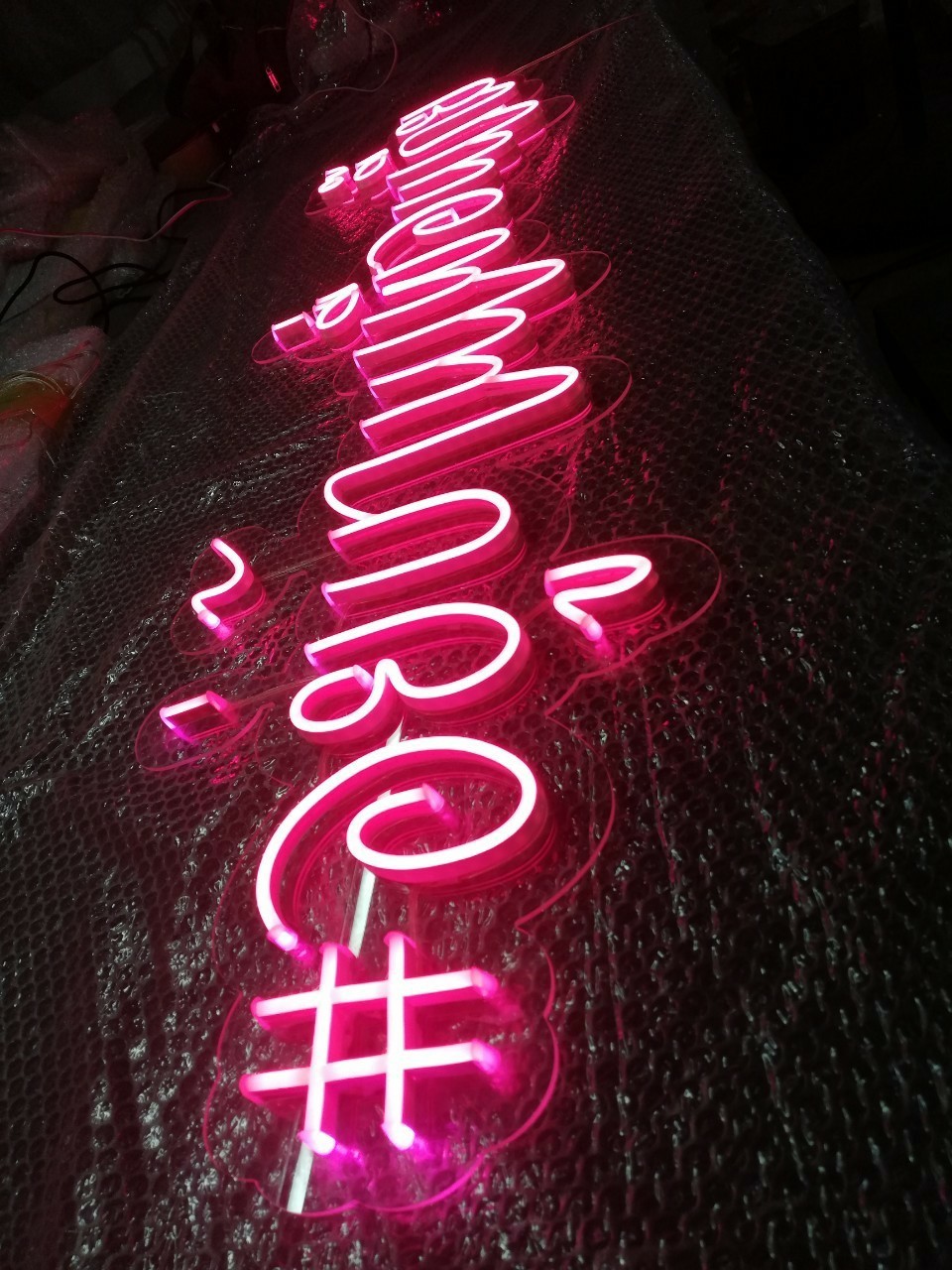 ป้ายไฟนีออน