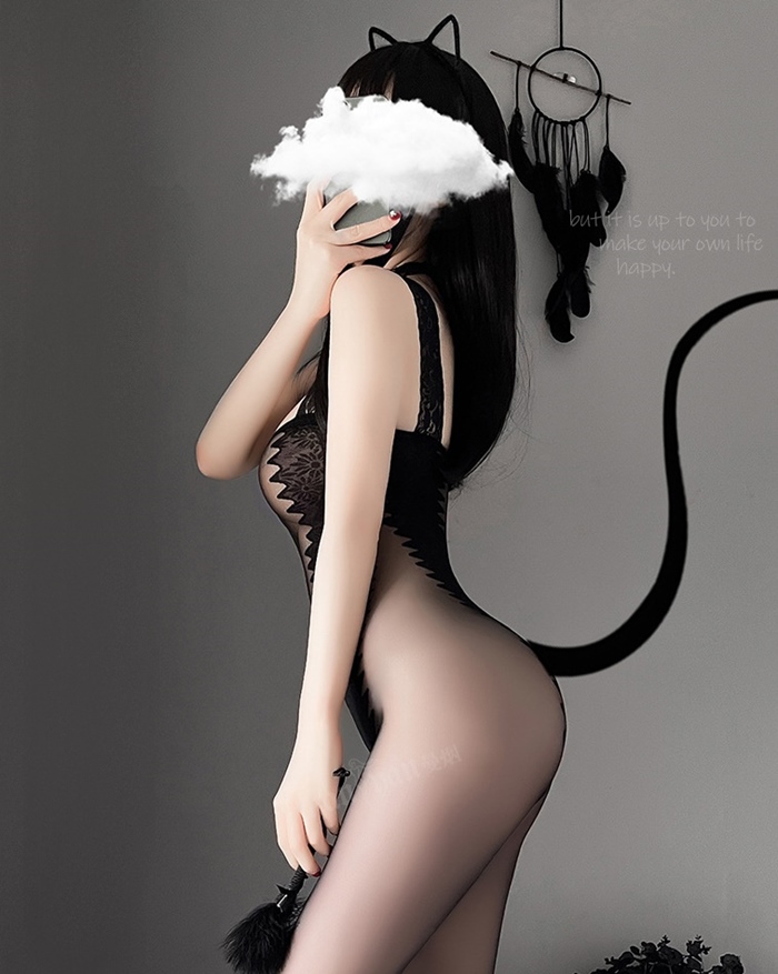 K066 ชุดถุงน่องเปิดเป้าสีดำ ชุดบอดี้สต๊อกกิ้งเนื้อถุงน่องเต็มตัวสวมใส่แบบเกาะอกแล้วใช้สายคล้องไหล่ ช่วงล่างเป็นแบบเปิดเป้า ตัวชุดมีลายตามรูปเลยค่ะ