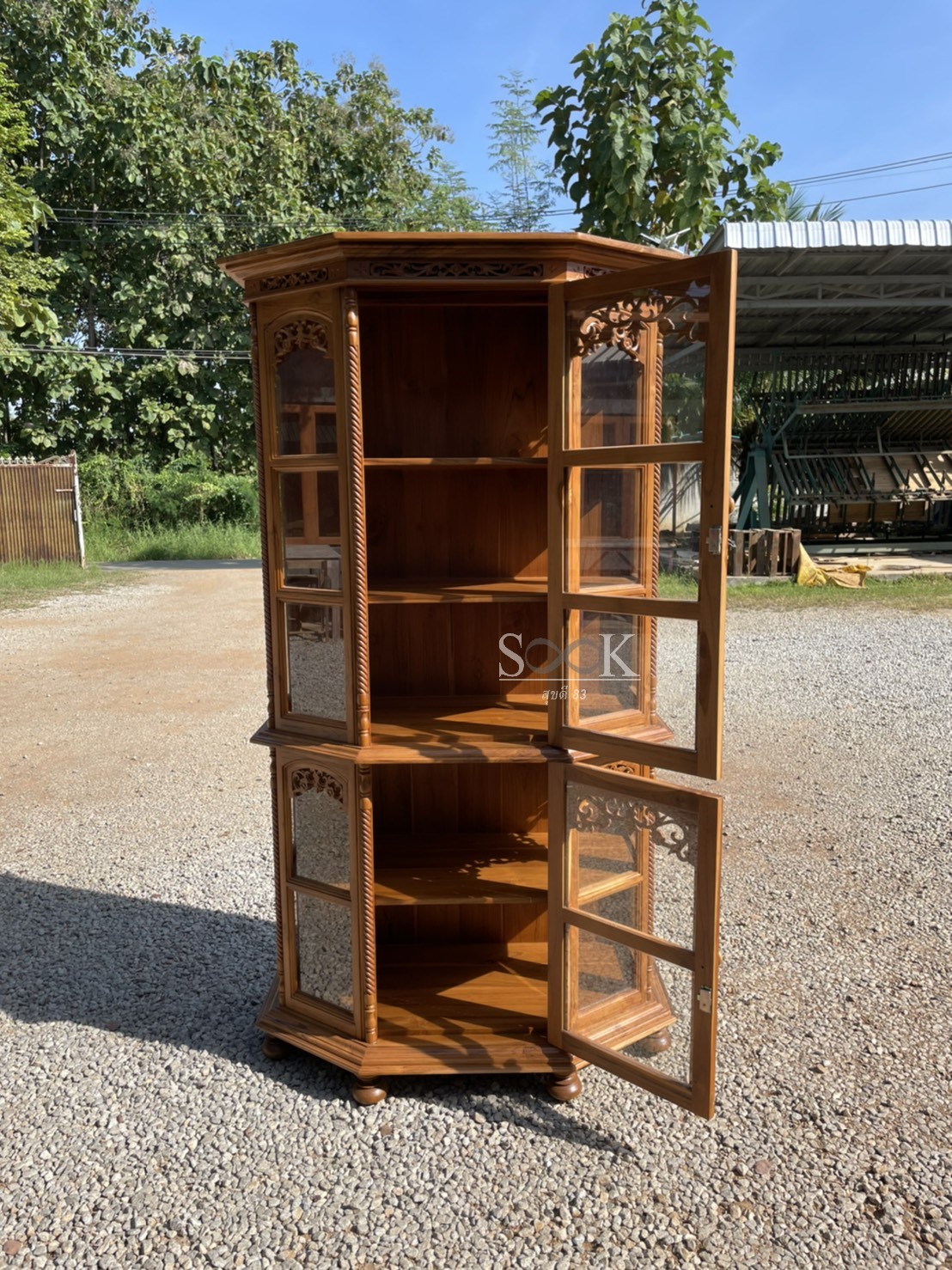 ตู้โบราณ