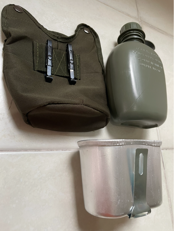 อุปกรณ์ฝึก ภาคสนาม รด 6 อย่าง รวม ถุงนอนหนา (แถมฟรี ที่อุดหู)