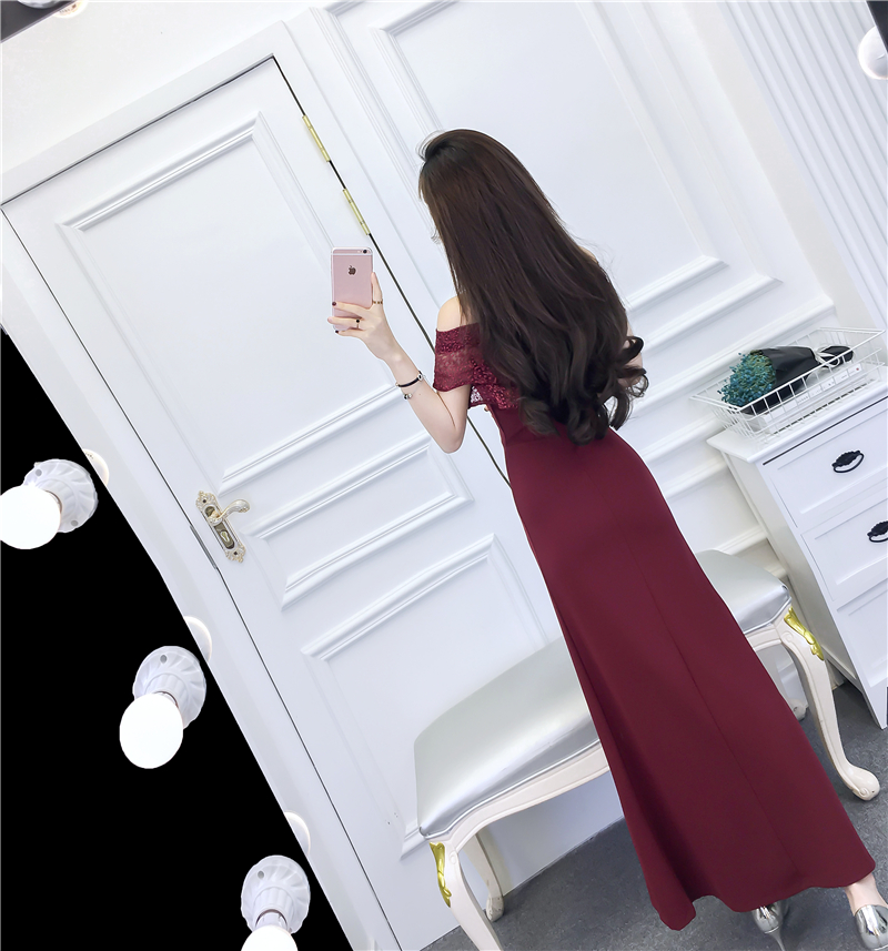 ชุดราตรีสีไวน์แดง ดีไซน์เปิดไหล่ ปิดต้นแขน ส่งฟรี ems