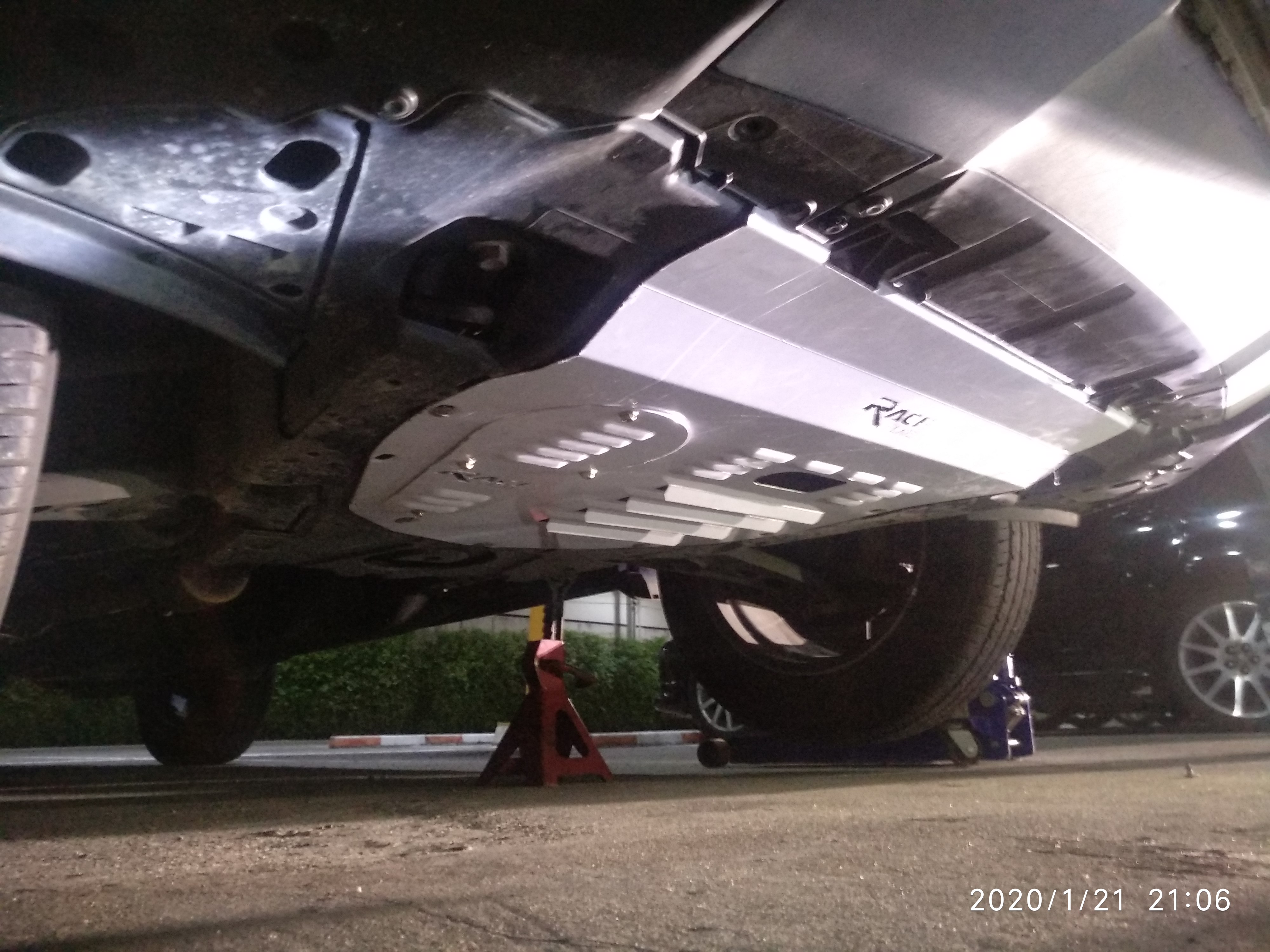 แผ่นปิดใต้ห้องเครื่องอลูมิเนียม Honda CRV 2018-2020 Raceplate_Undertray