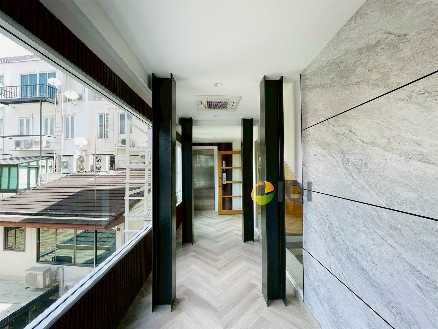 ขายทาวน์โฮม บ้านกลางกรุง ทองหล่อ ตกแต่ง แบบ (Japanese Style) ซอยสุขุมวิท 55