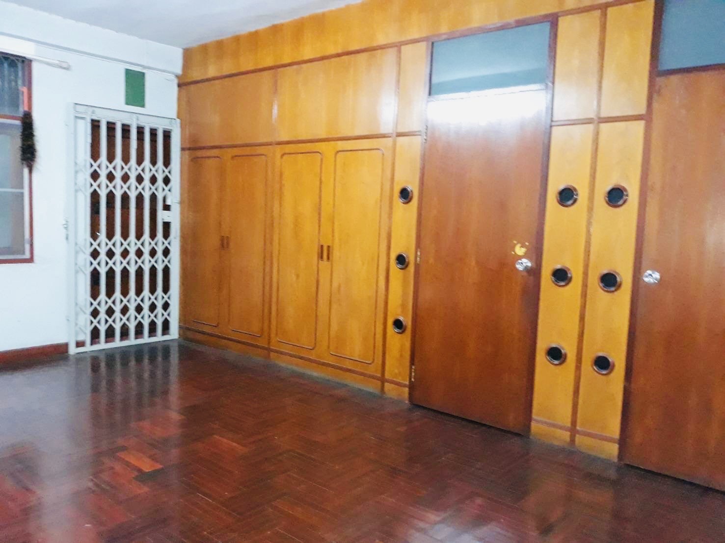 ขาย อาคารพาณิชย์ 2 คูหา 5 ชั้น ซอยนาคบำรุง เขตป้อมปราบศัตรูพ่าย