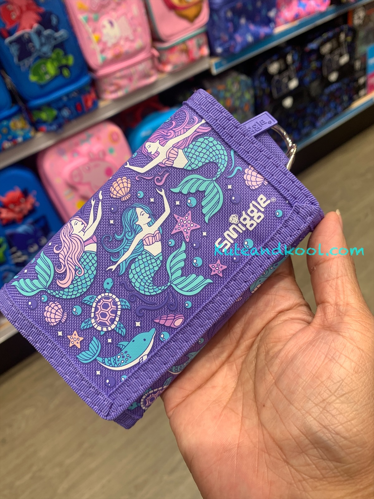 กระเป๋าตัง smiggle wallet with lanyard - เงือก ม่วง