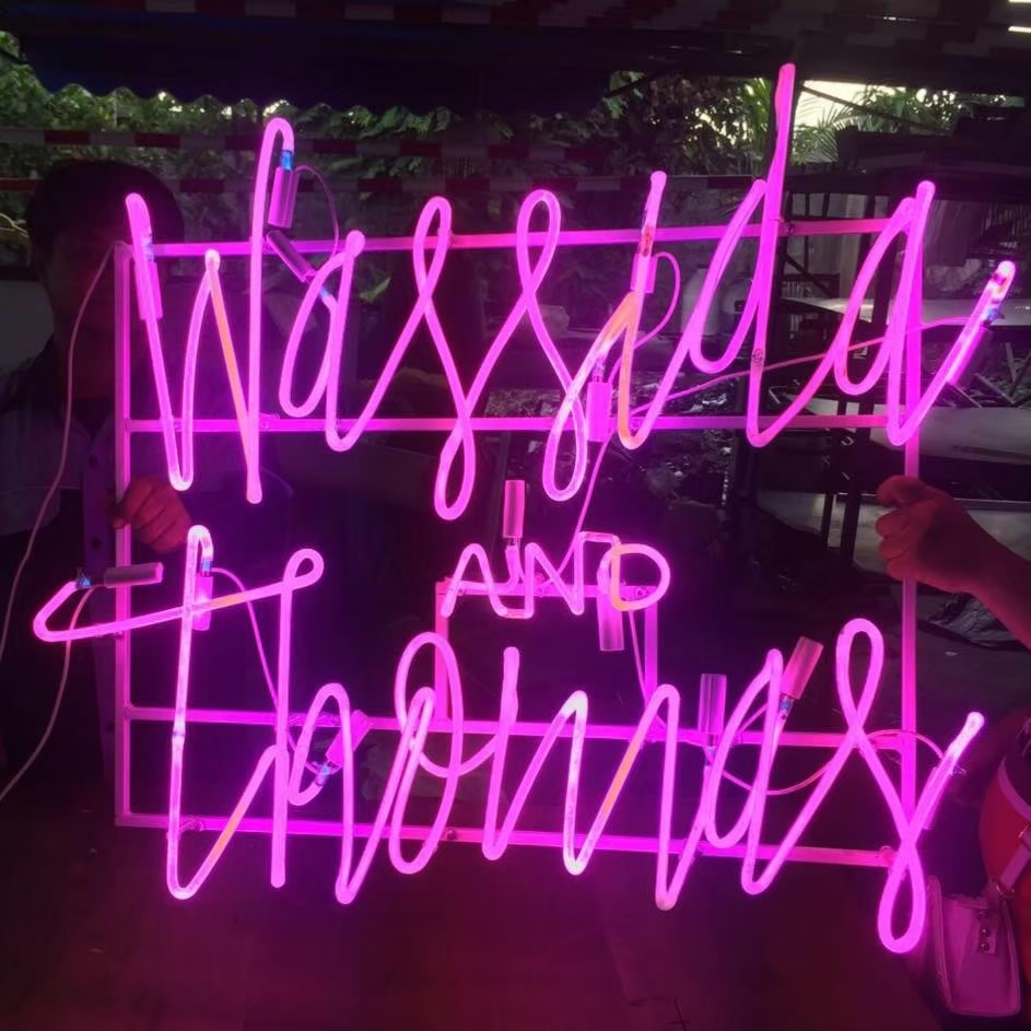 ป้ายไฟนีออน