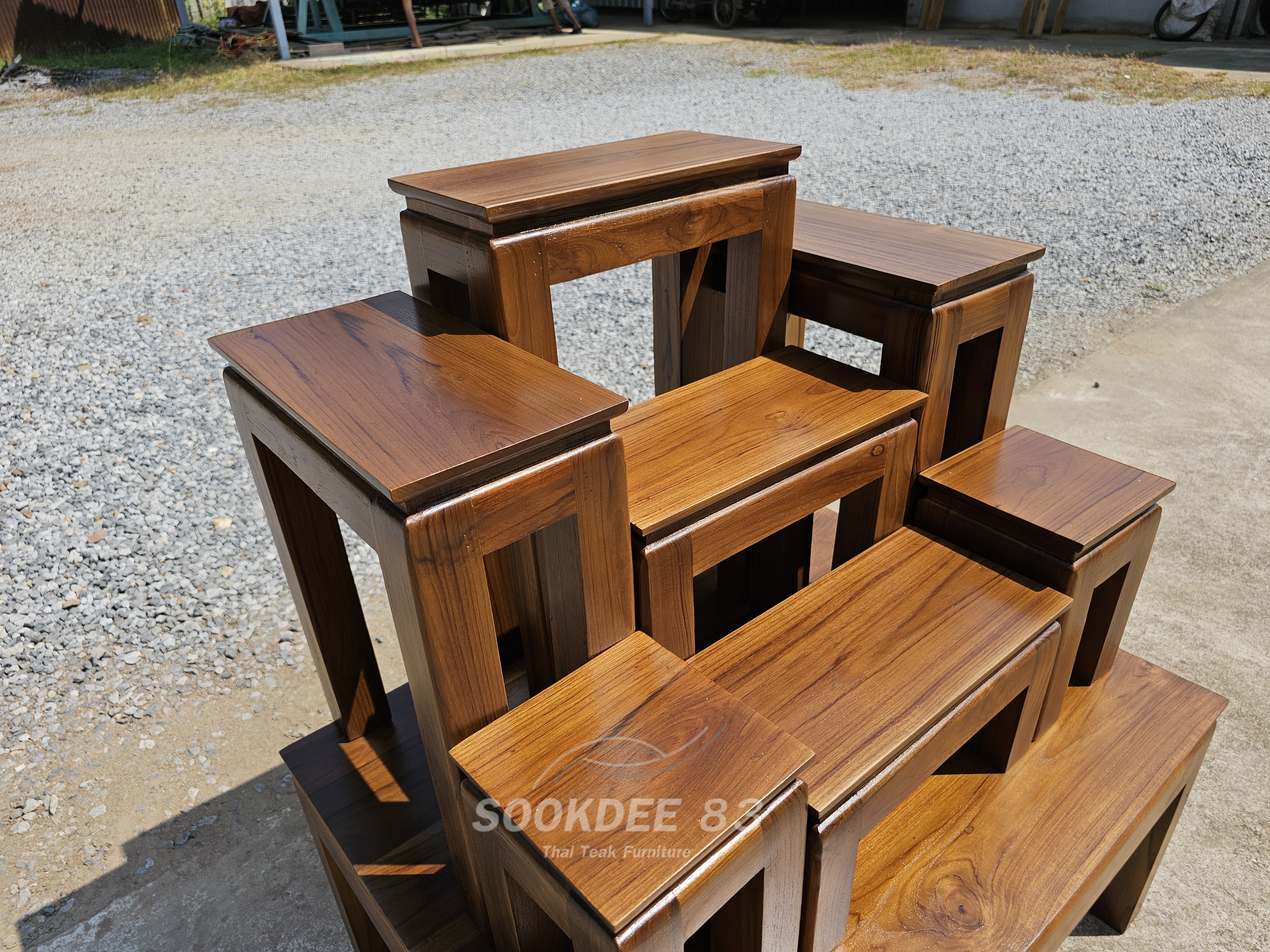 โต๊ะหมู่ 7 x 7 เรียบ ขาตรง