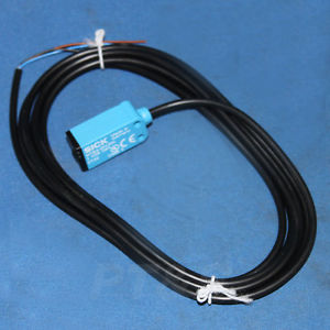 SICK Photoelectric Sensor WTB4-3P1361 (Background Suppression, PNP) - เซ็นเซอร์ขนาดเล็กประสิทธิภาพสูง