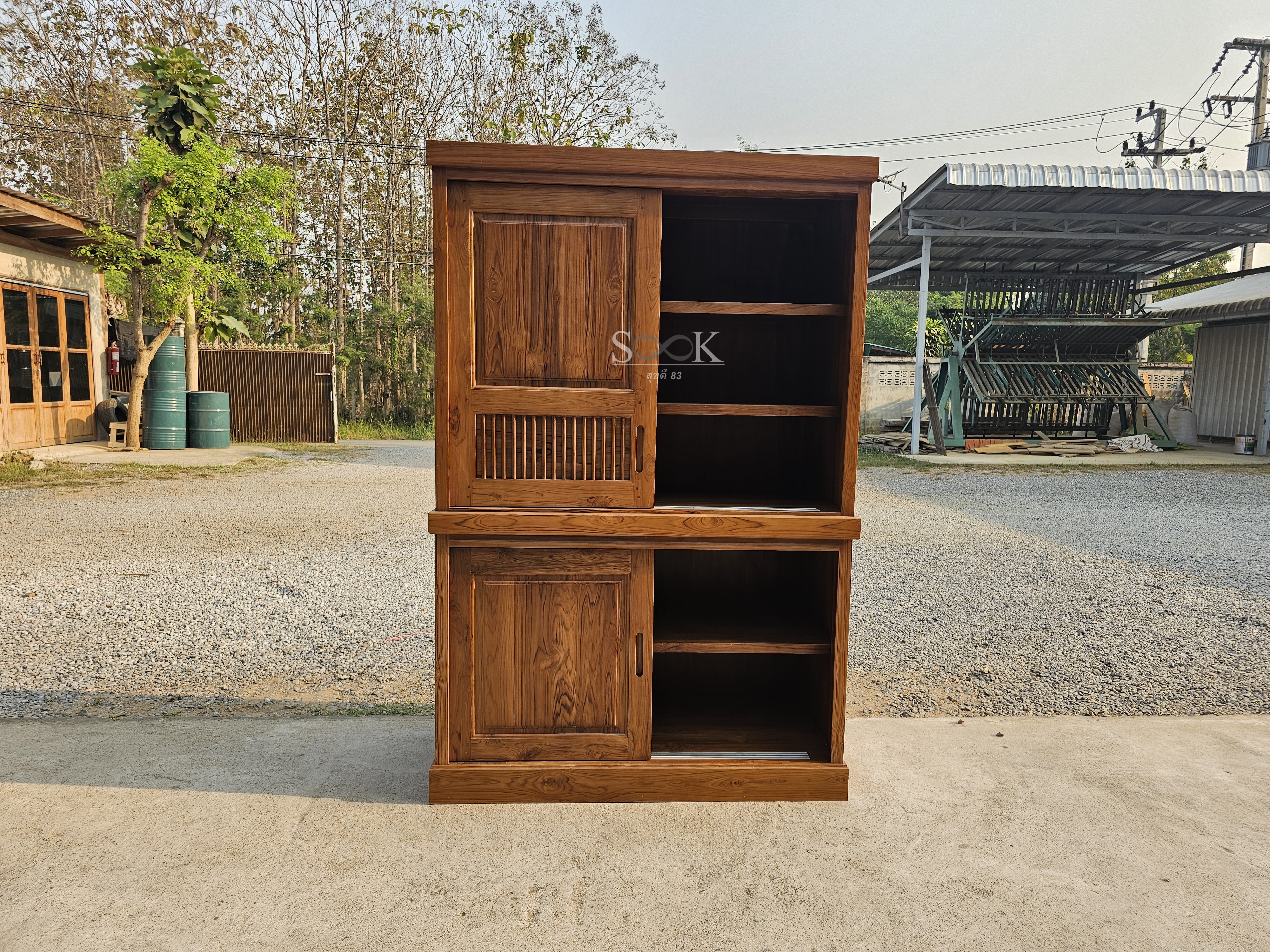 ตู้เสื้อผ้าบานสไลด์แยกท่อนมีชั้นพับผ้า