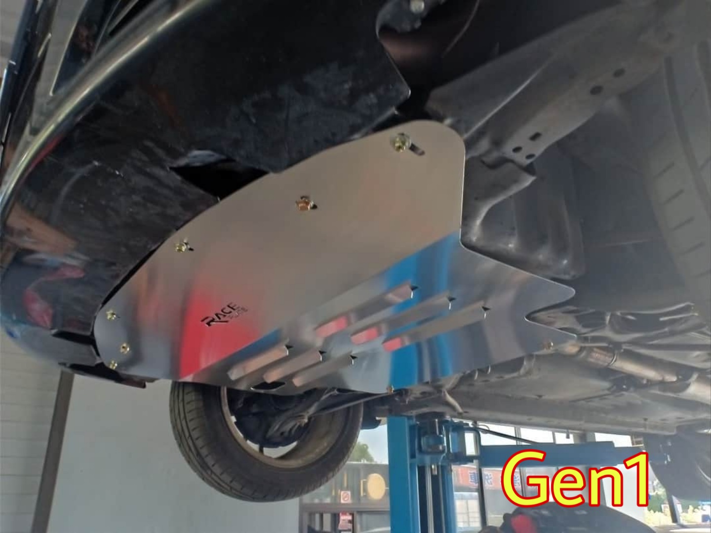 แผ่นปิดใต้ห้องเครื่องอลูมิเนียม Toyota Vios 2003-2007 Raceplate_Undertray