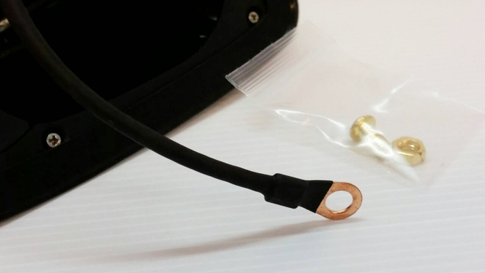 เสาอากาศครีบฉลามติดรถ รับสัญญาณได้ (ดำ)