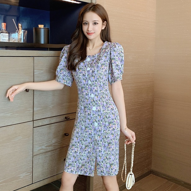 ชุดเดรสสีม่วงใส่ทำงาน ผ้าโพลีเอสเตอร์ผสม พิมพ์ลายดอกไม้โทนสีม่วง ส่งฟรี ems
