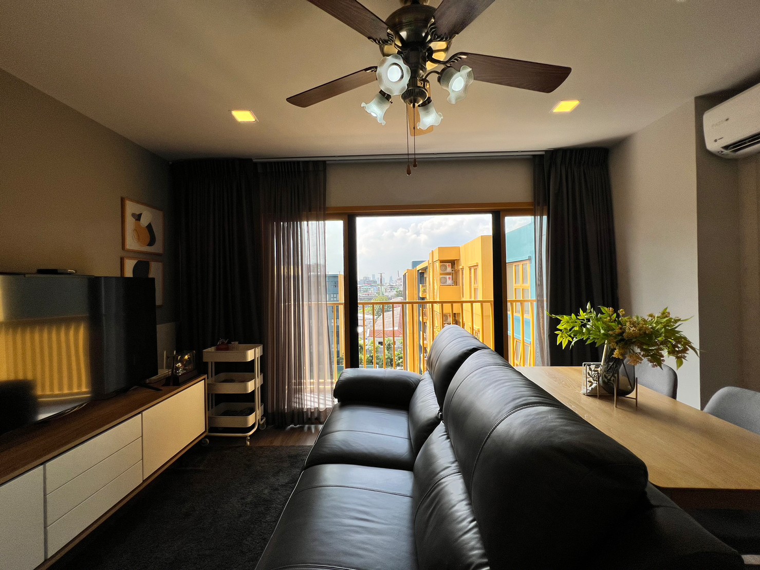 ขายเดอะ เบส สุขุมวิท 50 ขนาด 2 ห้องนอน บีทีเอส อ่อนนุช