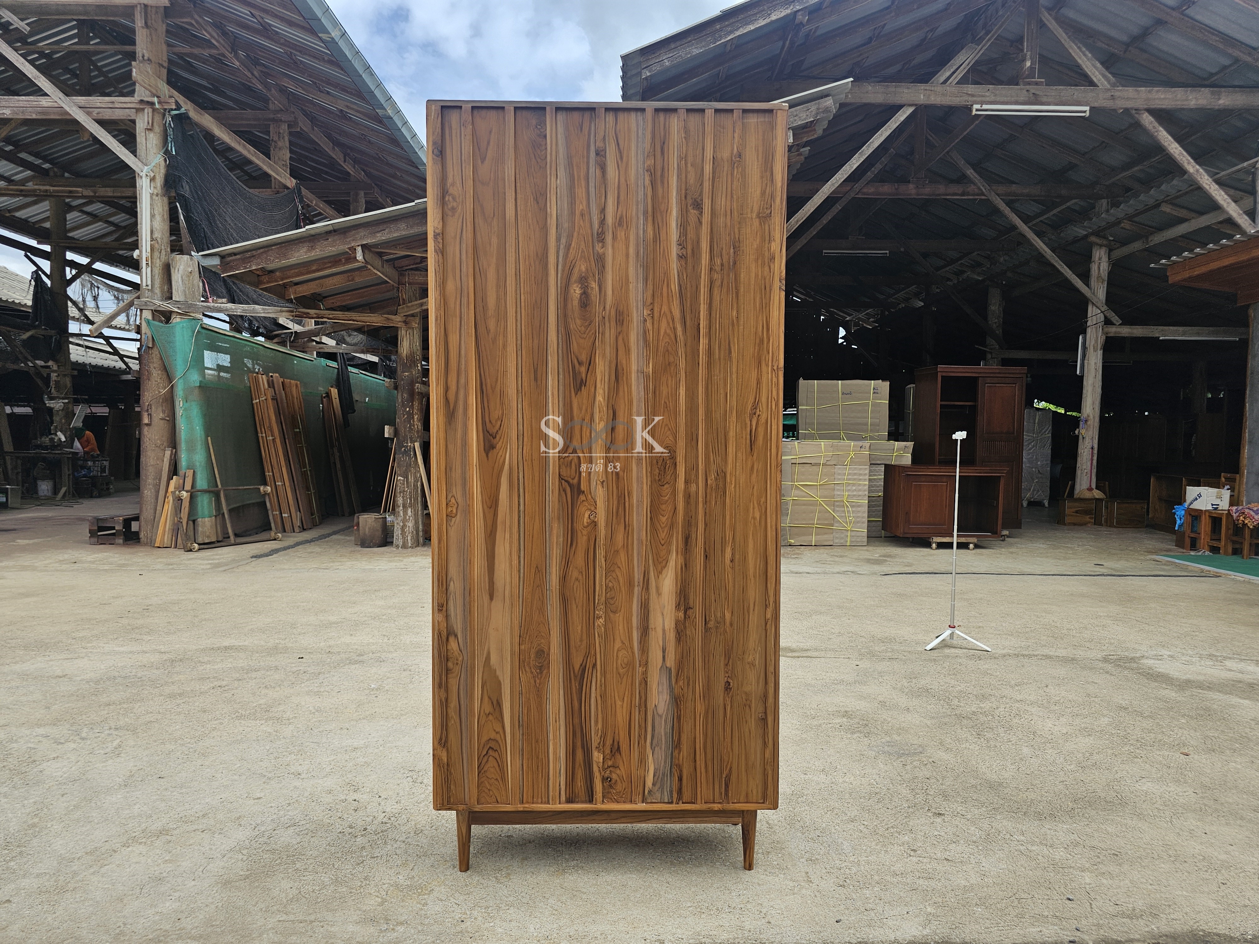 ตู้โชว์ 2 ลิ้นชัก ขากลมตรง