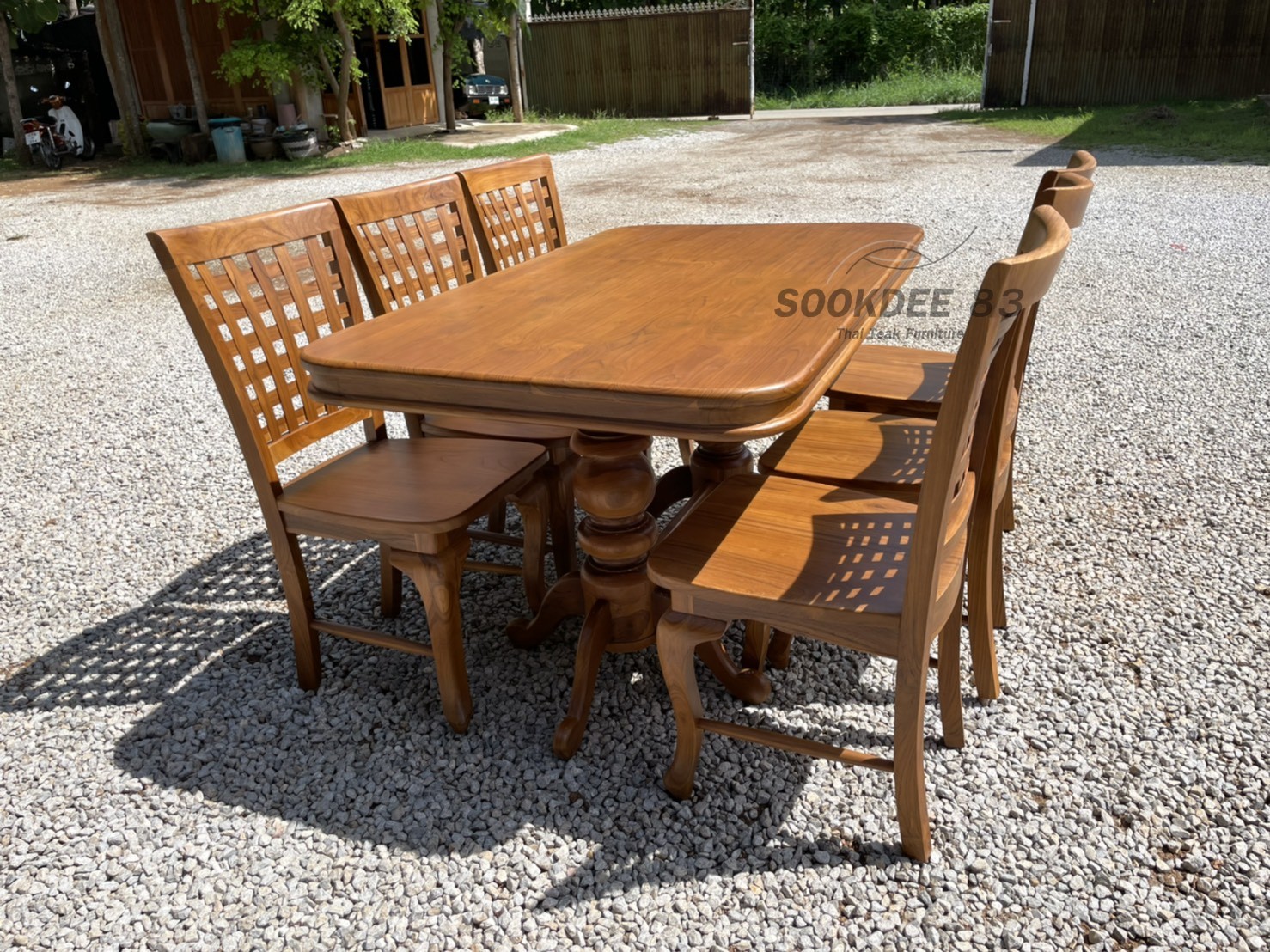 ชุดโต๊ะกินข้าววงรีหรือสี่เหลี่ยม 1.5 ม. เก้าอี้พนักสก๊อต 6 ตัว