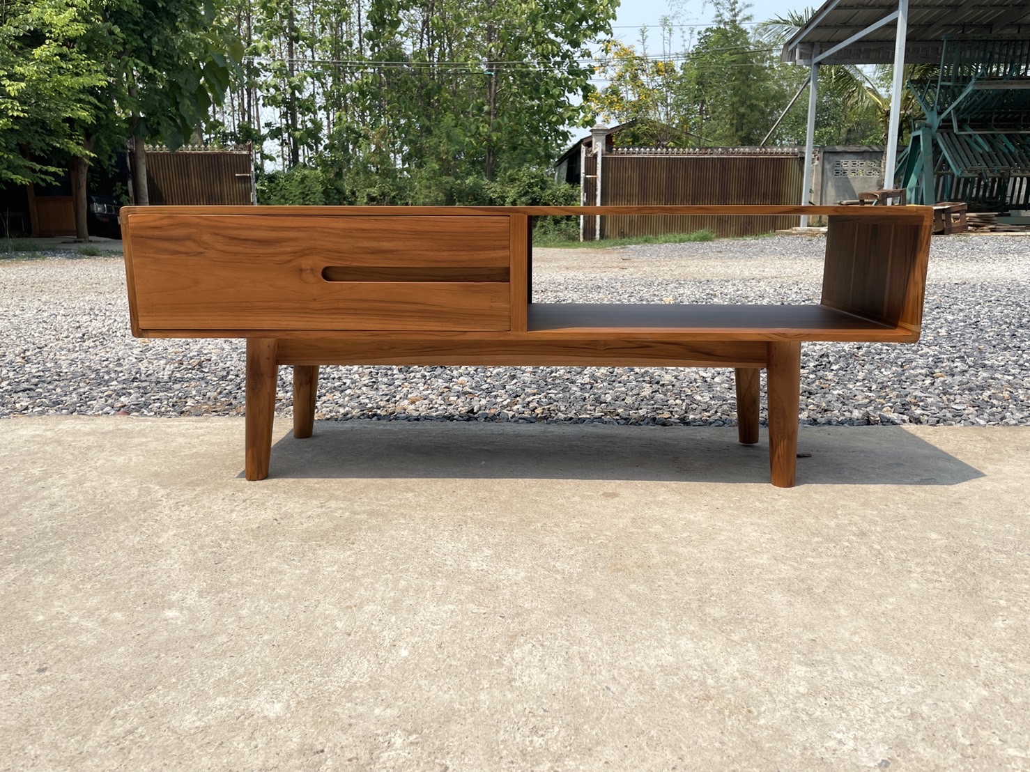 โต๊ะกลางสไตล์ญี่ปุ่น ขากลม