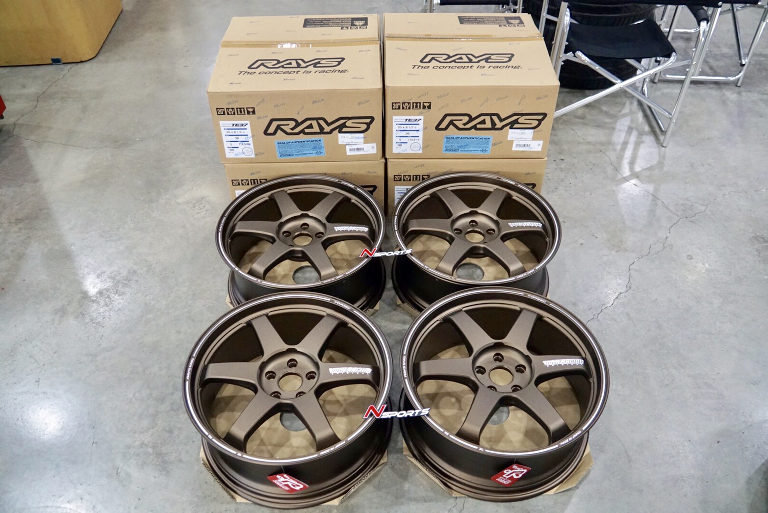 ล้อเรย์ Rays TE37UL 20x8.5+36 5-114.3 Bronze