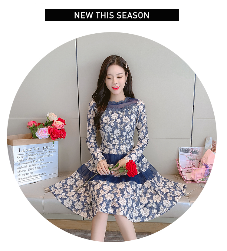 ชุดเดรสสีน้ำเงิน ผ้าลูกไม้เนื้อดี พื้นสีน้ำเงิน ทอลายดอกไม้สีครีม แขนยาว ส่งฟรี