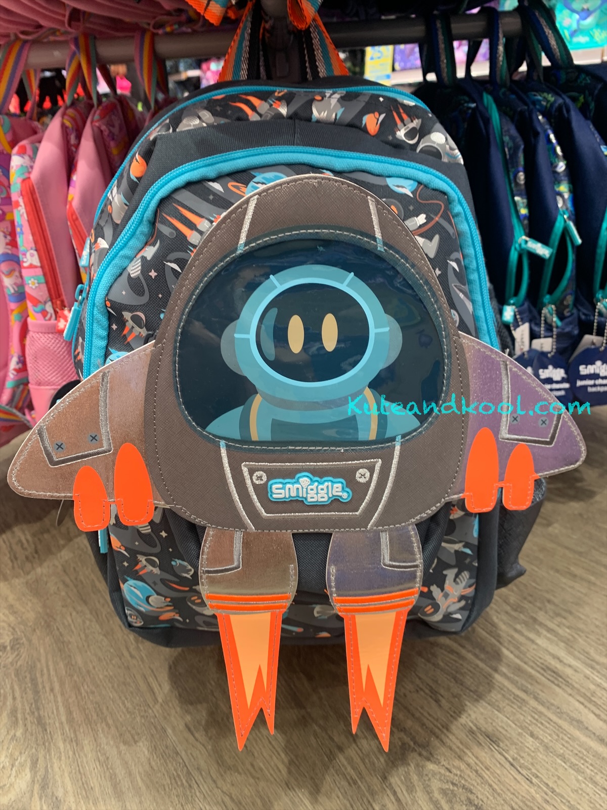 กระเป๋าสะพาย เป้ Smiggle junior - Up - นักบิน จรวด