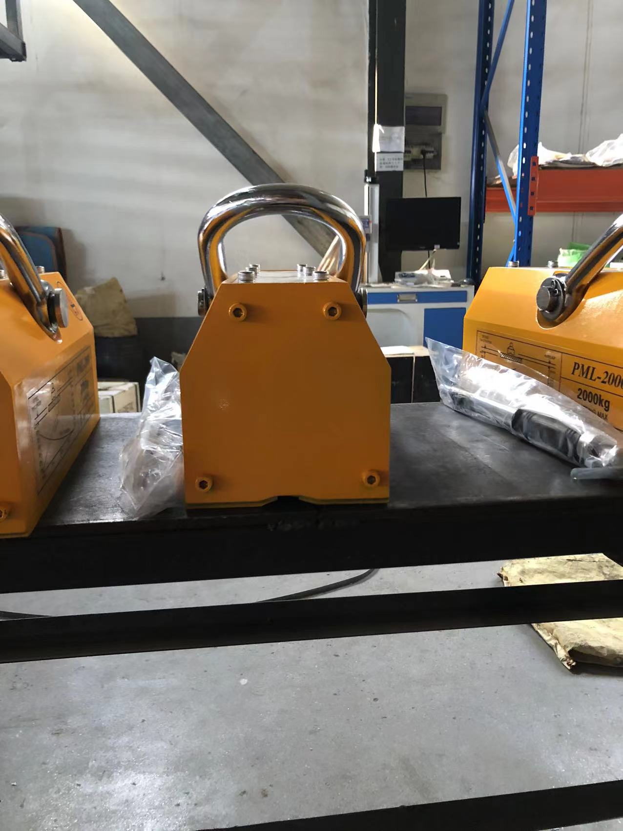 PML Magnetic lifter,แม่เหล็กยกงาน, 100-1000kg,แม่เหล็กยกเหล็กขนาด 100-1000 Kg,Magnetic lifter, Max capacity 100-1000kg Model PML100 - 1000