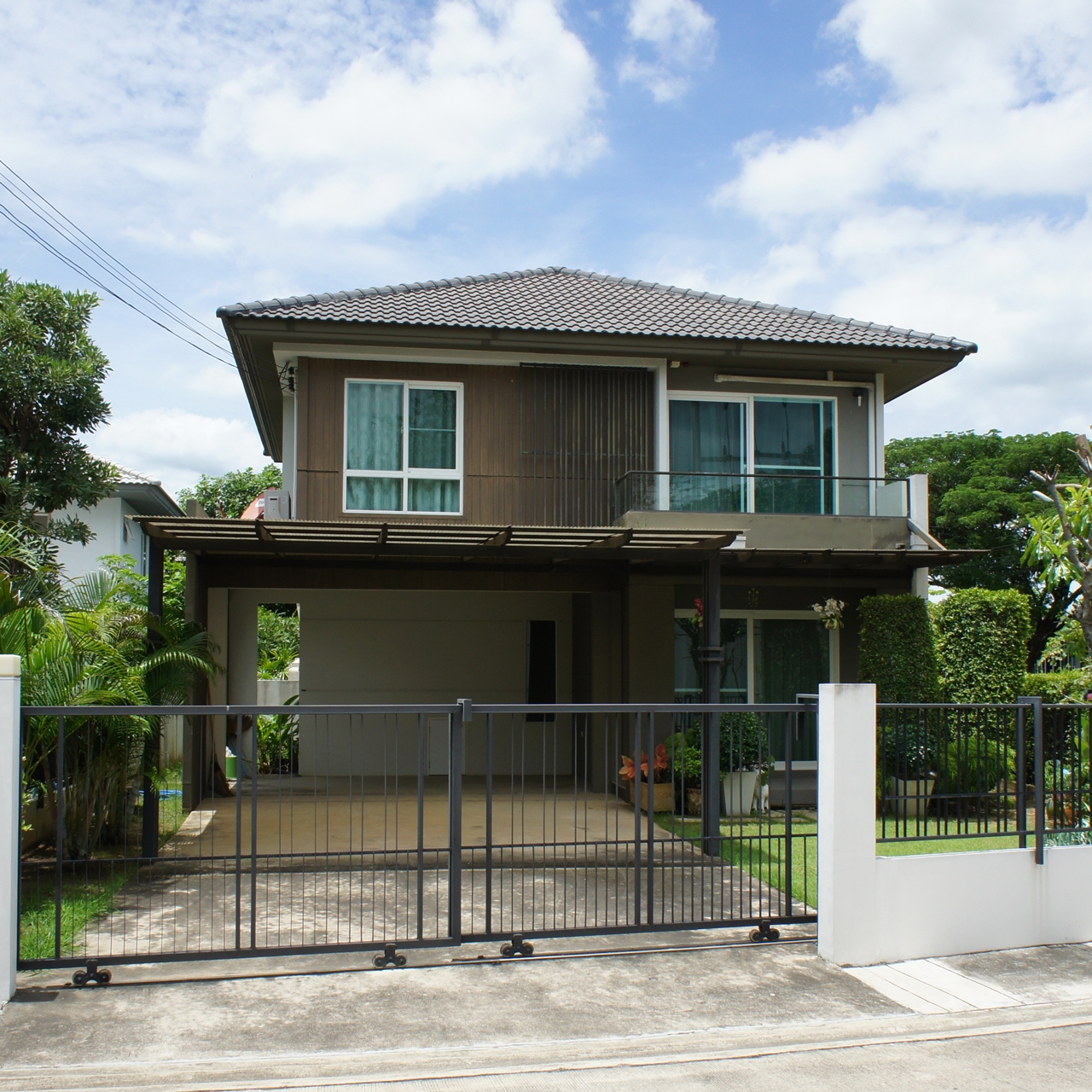 บ้านเดี่ยว หมู่บ้านชัยพฤกษ์ ปิ่นเกล้า สาย 5 หลังมุม 61.4ตร.ว. 136ตร.ม. ใกล้สโมสร สภาพใหม่มาก ราคาถูก