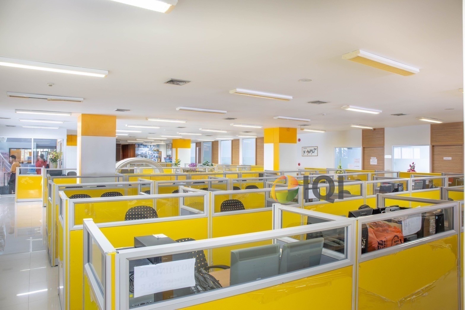 ขายที่ดินเปล่า พร้อมสิ่งปลูกสร้าง 6-0-5 ไร่ บางบัวทอง นนทบุรี