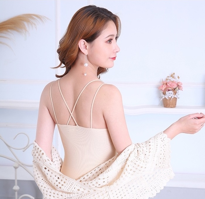 NA221 เสื้อบราสายเดี่ยวเซ็กซี่ เสื้อซัพในเสริมบราฟองน้ำเนื้อผ้ายืดแบบระบายอากาศ ผ้านิ่มสวมใส่สบายจะใส่นอนใส่อยู่บ้านก็เหมาะ สินค้าตามรูปเลยค่ะ