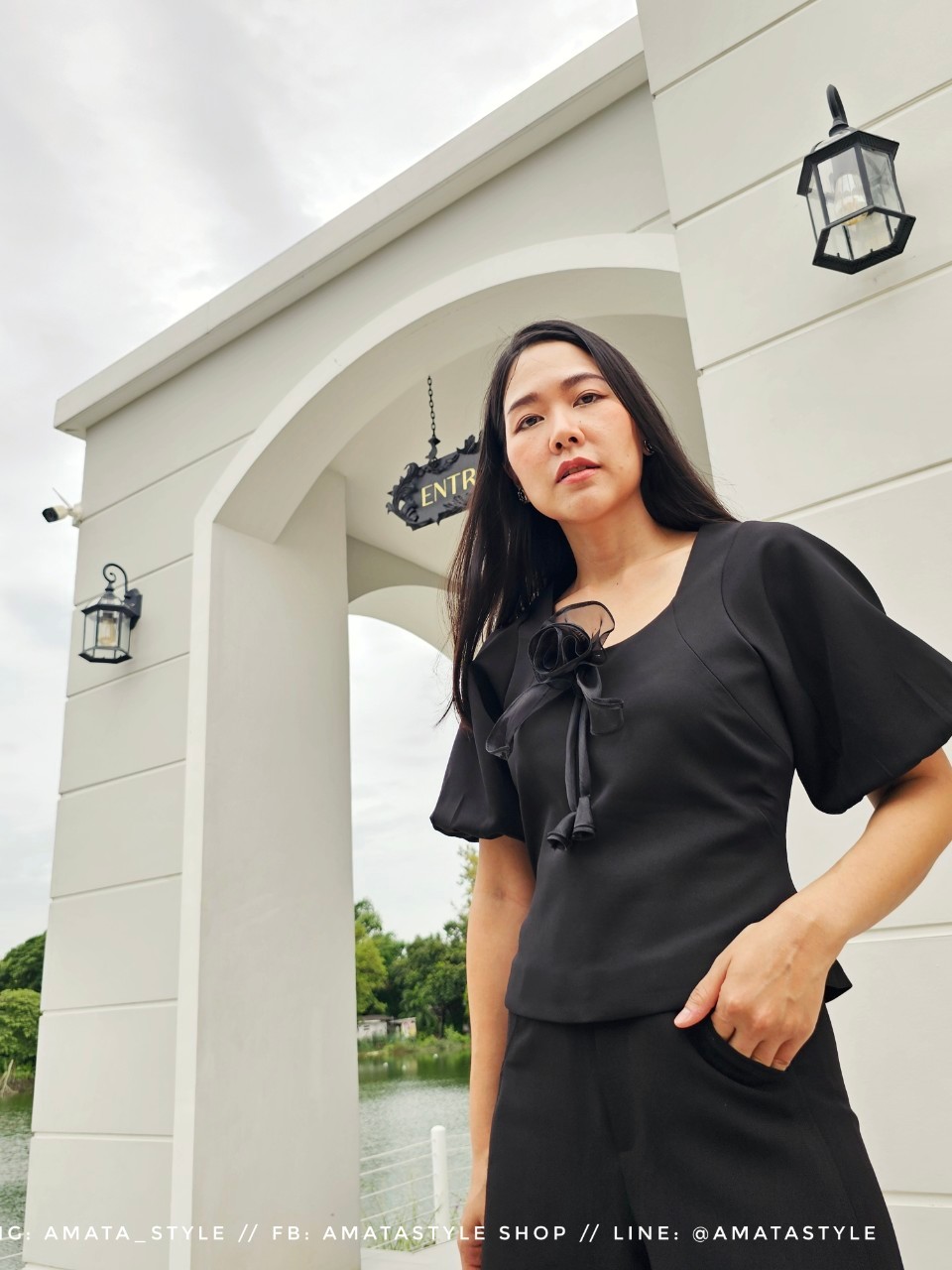 AMATA เสื้อ CANOLA สีน้ำตาล ดำ