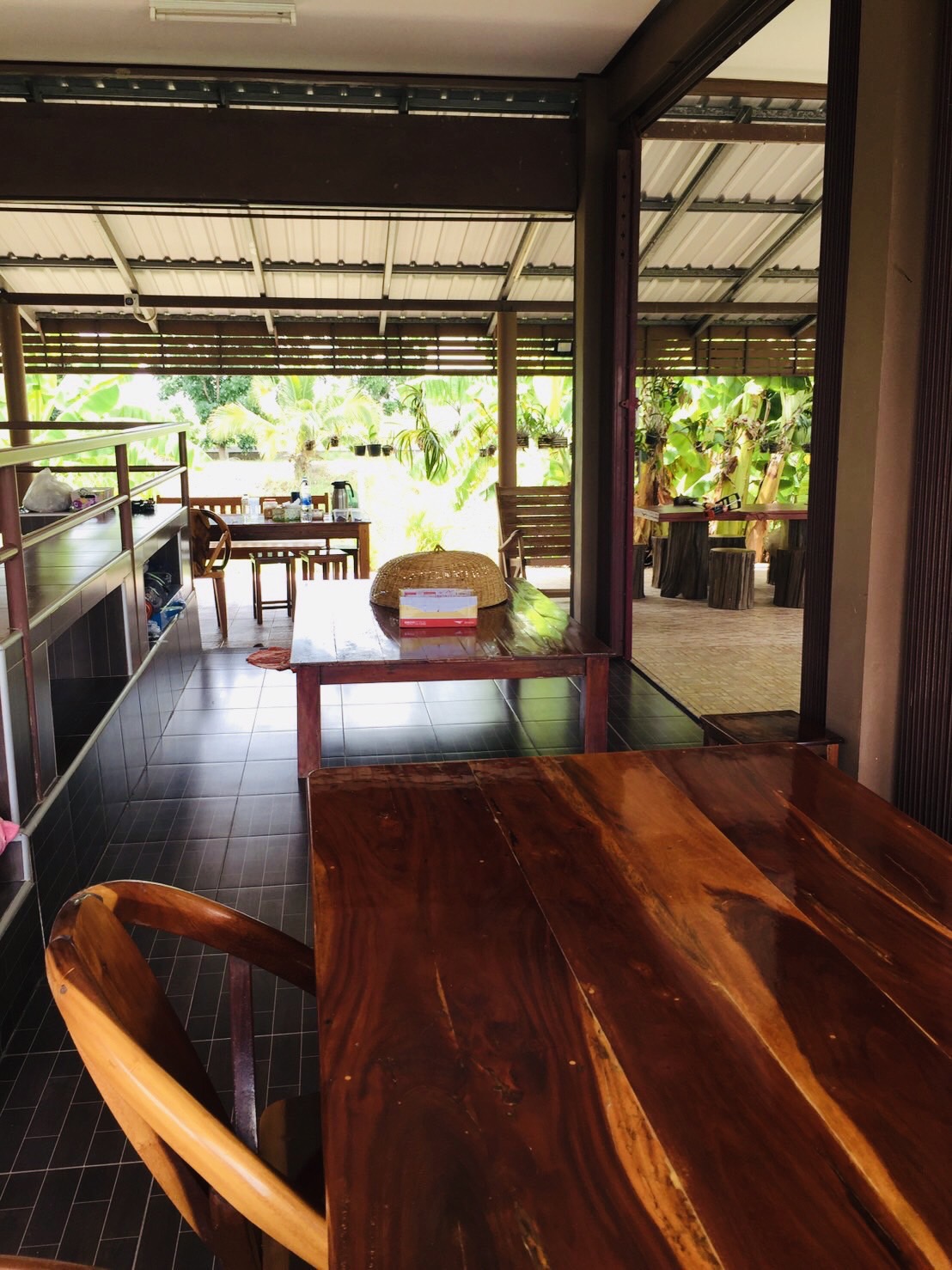 ขายที่ดิน พร้อมสิ่งปลูกสร้าง บ้านสวนศรีรัตนธรรม ทางหลวงชนบท 2001 จ.อ่างทอง